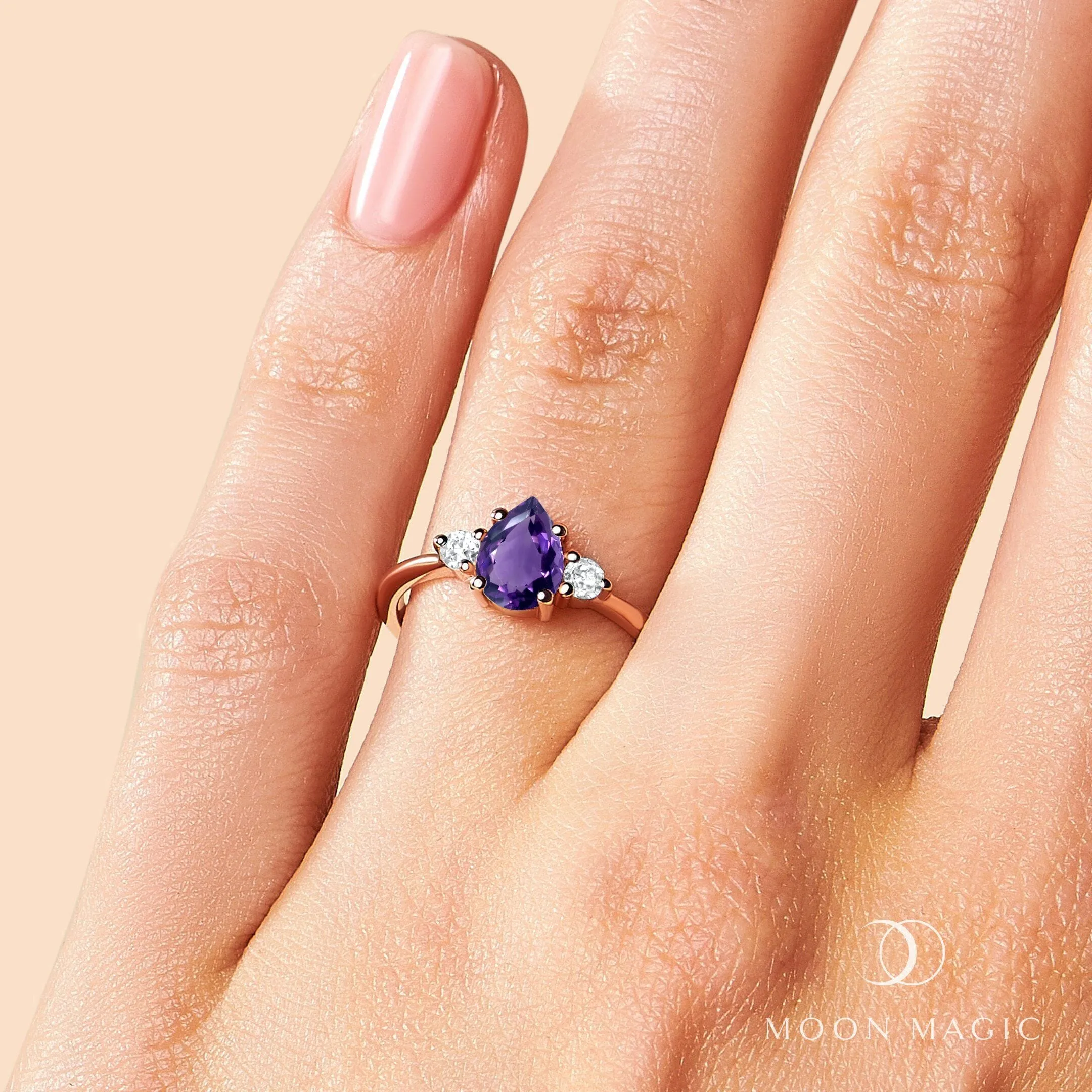 Amethyst Ring - Lania