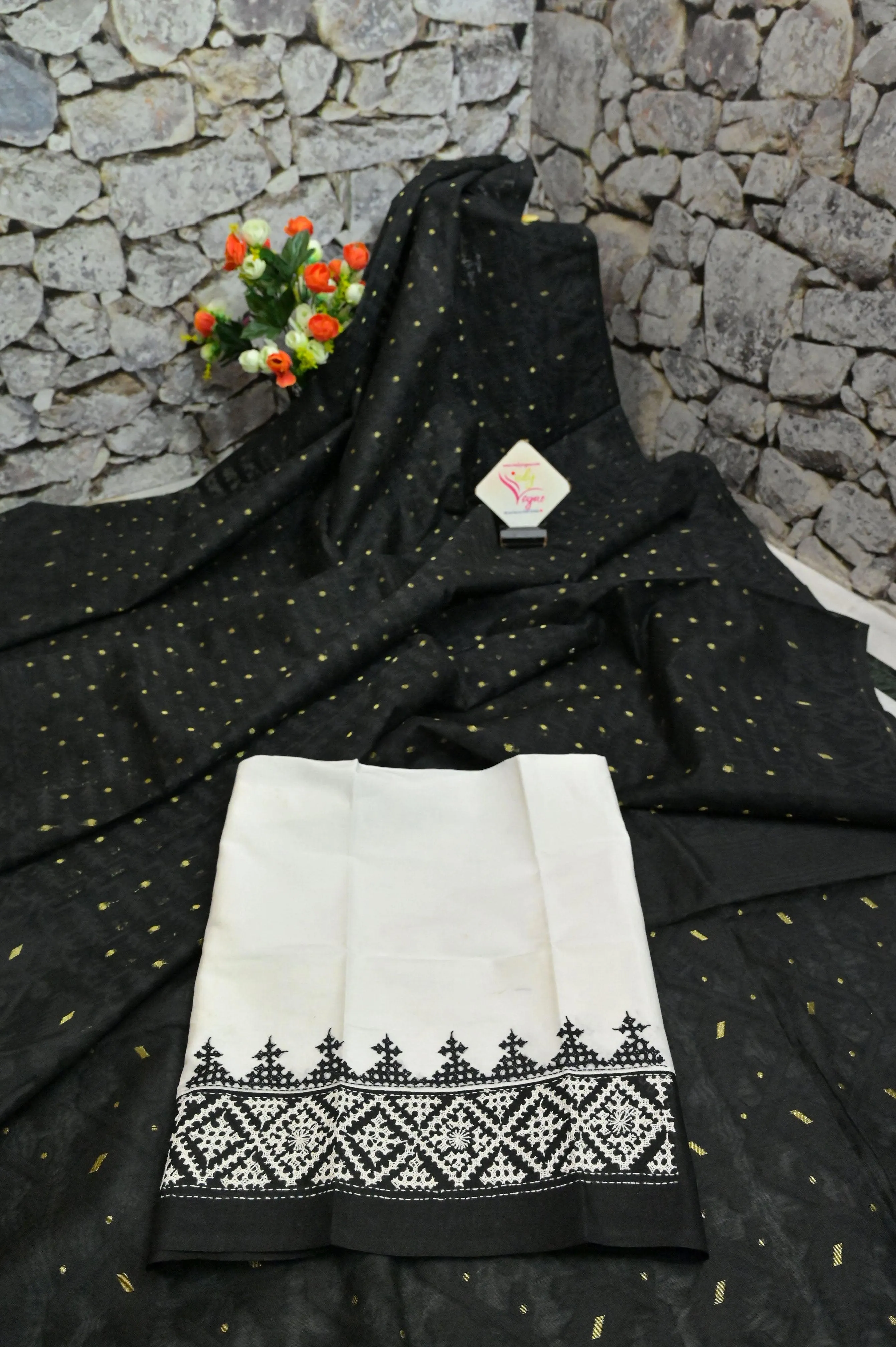 Deep Black Color Jamdani Saree with Gujrati Stitched Blouse Piece