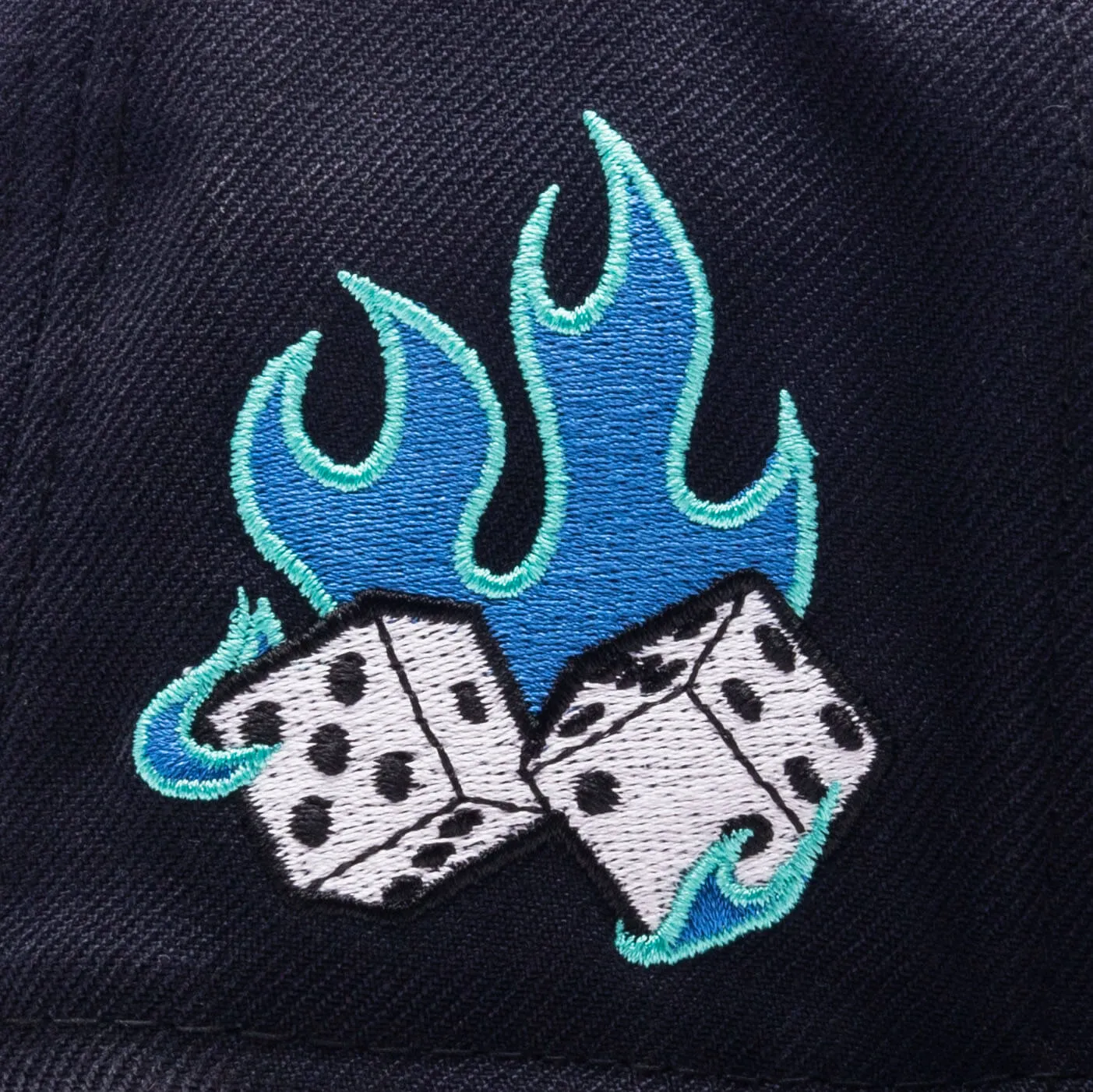 Feature x New Era Flaming Dice 59FIFTY Fitted - Toronto Blue Jays