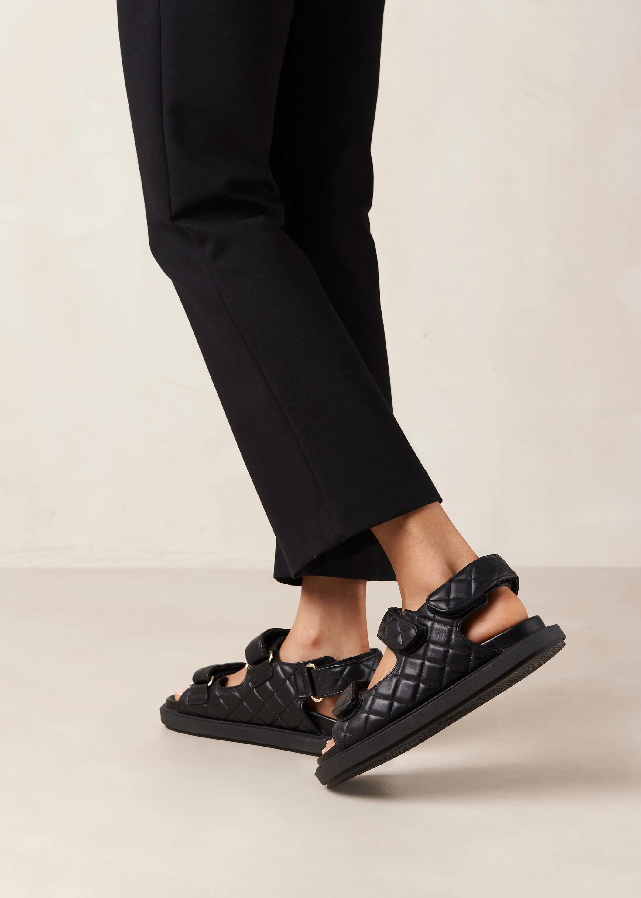 Hook-Loop Black Sandal