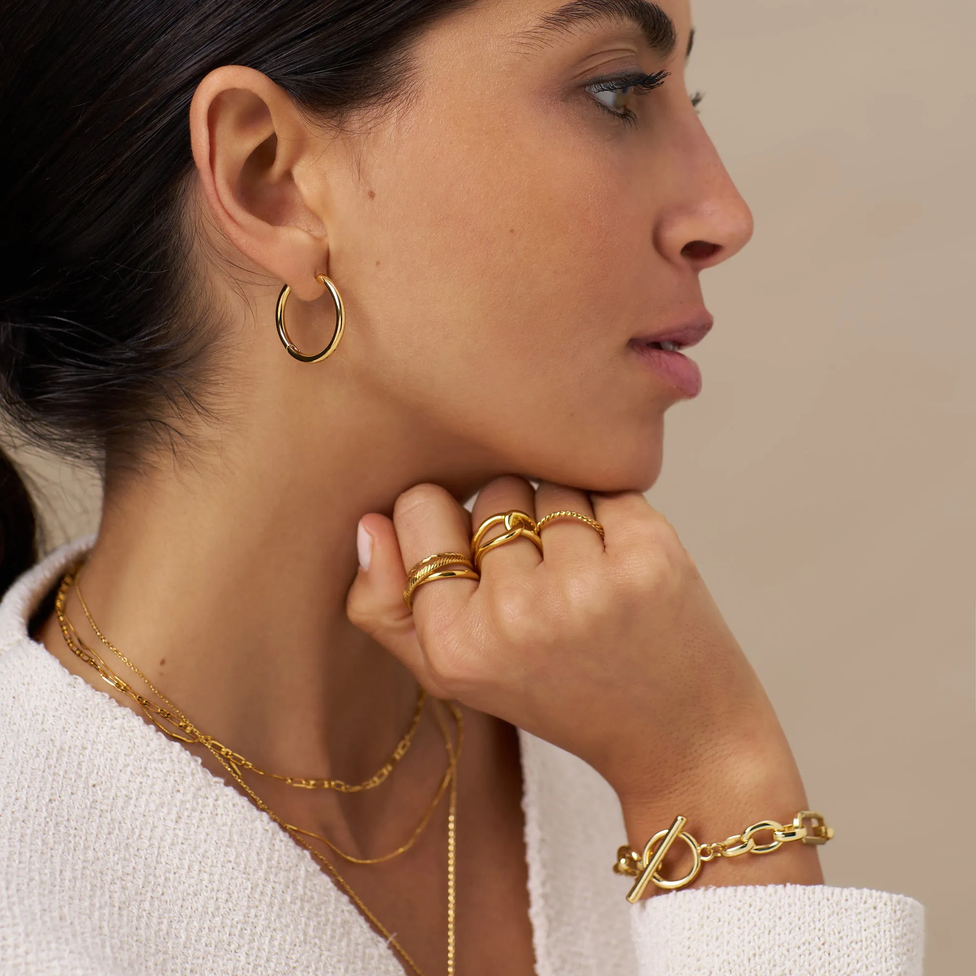 Large Everyday Elevated Hoop Earrings - Gold