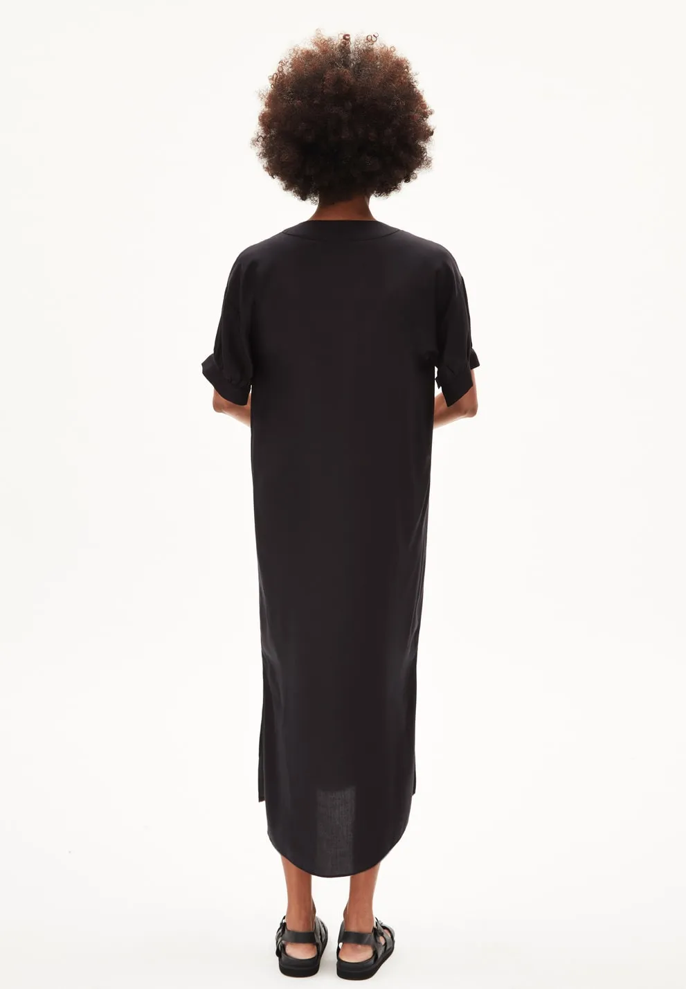 Nerisaa Black Short Sleeve Maxi Dress In Tencel