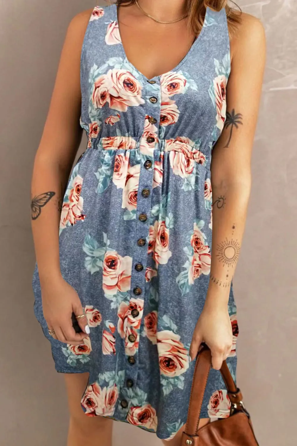 Printed Scoop Neck Sleeveless Buttoned Magic Dress