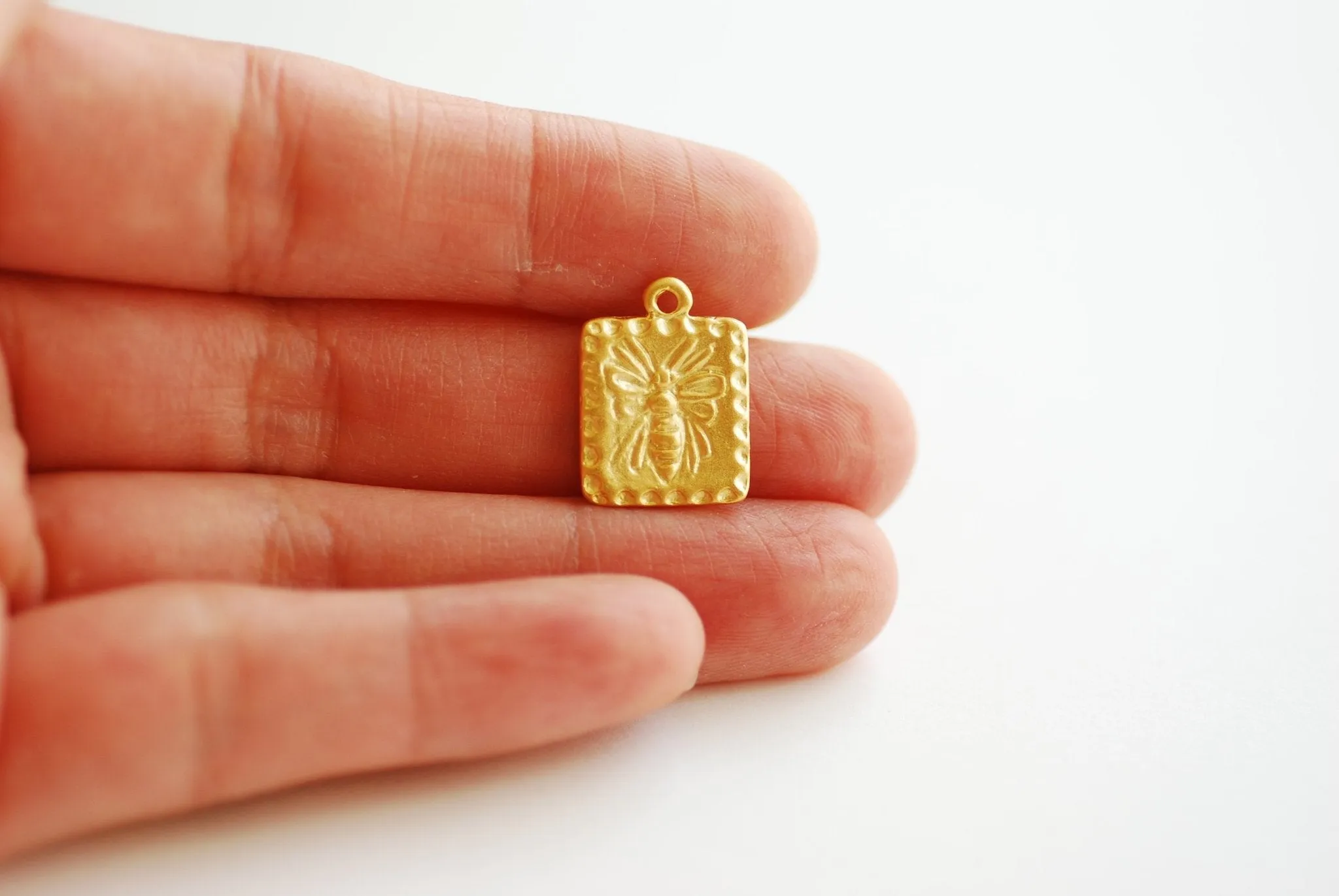 Square Bee Wholesale Pendant Tag- Vermeil 22k Gold plated over 925 Sterling Silver, Honey bee Charm, Sweet Honey Bee Charm, Honey Bee Rectangle, 474