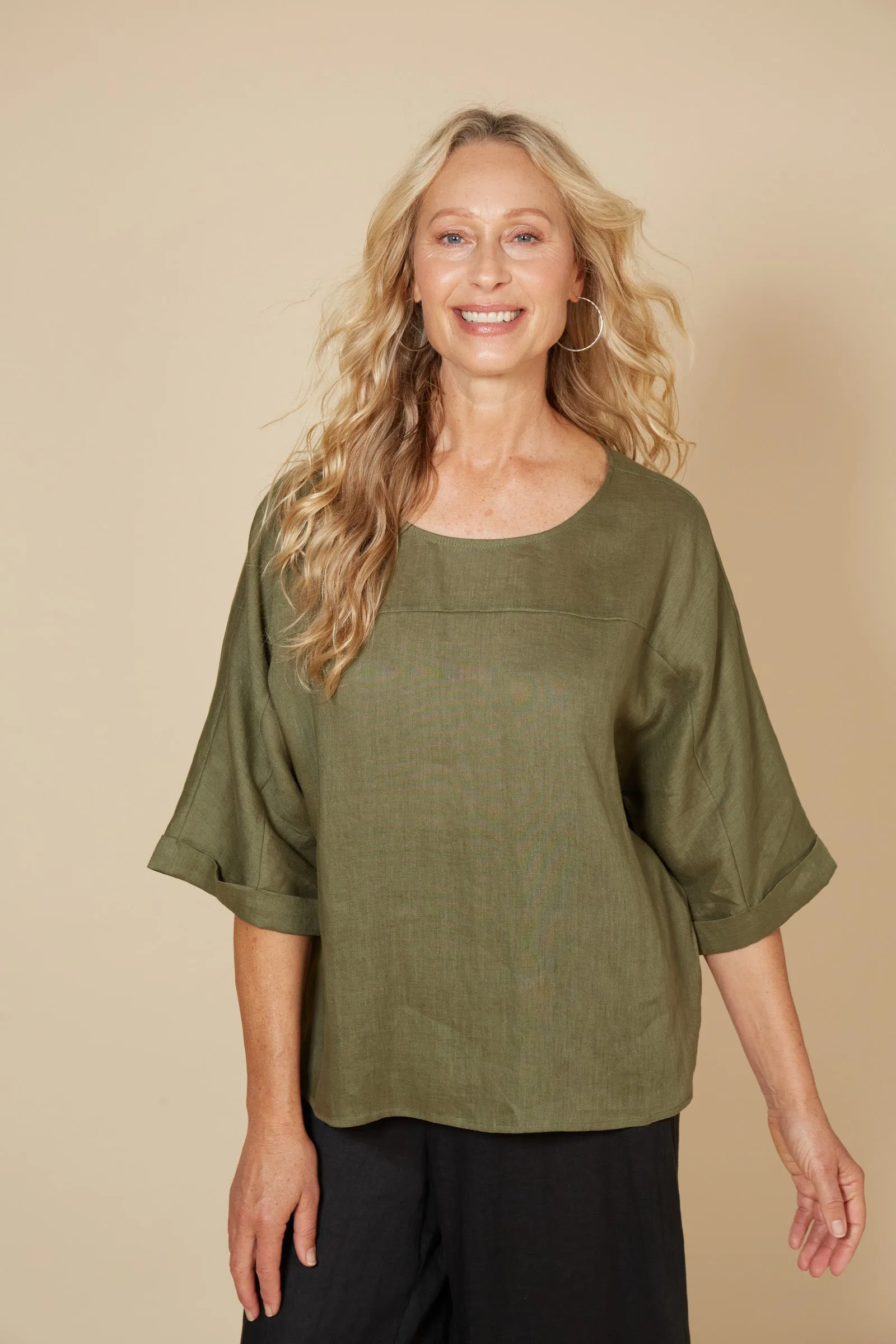 Studio Linen Relaxed Top - Khaki