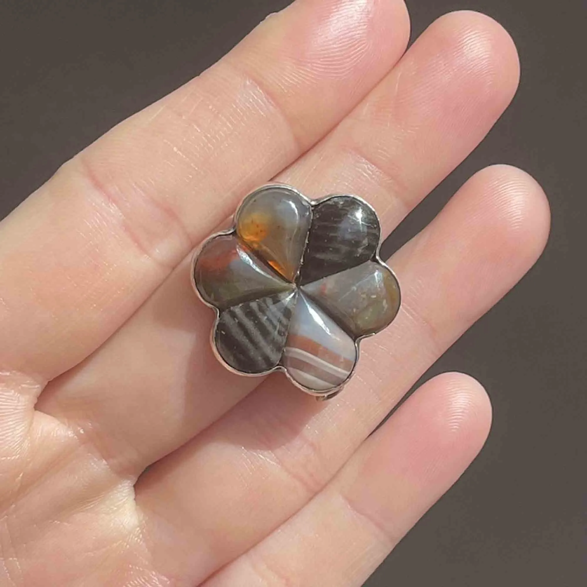 Victorian Silver Scottish Banded Agate Brooch