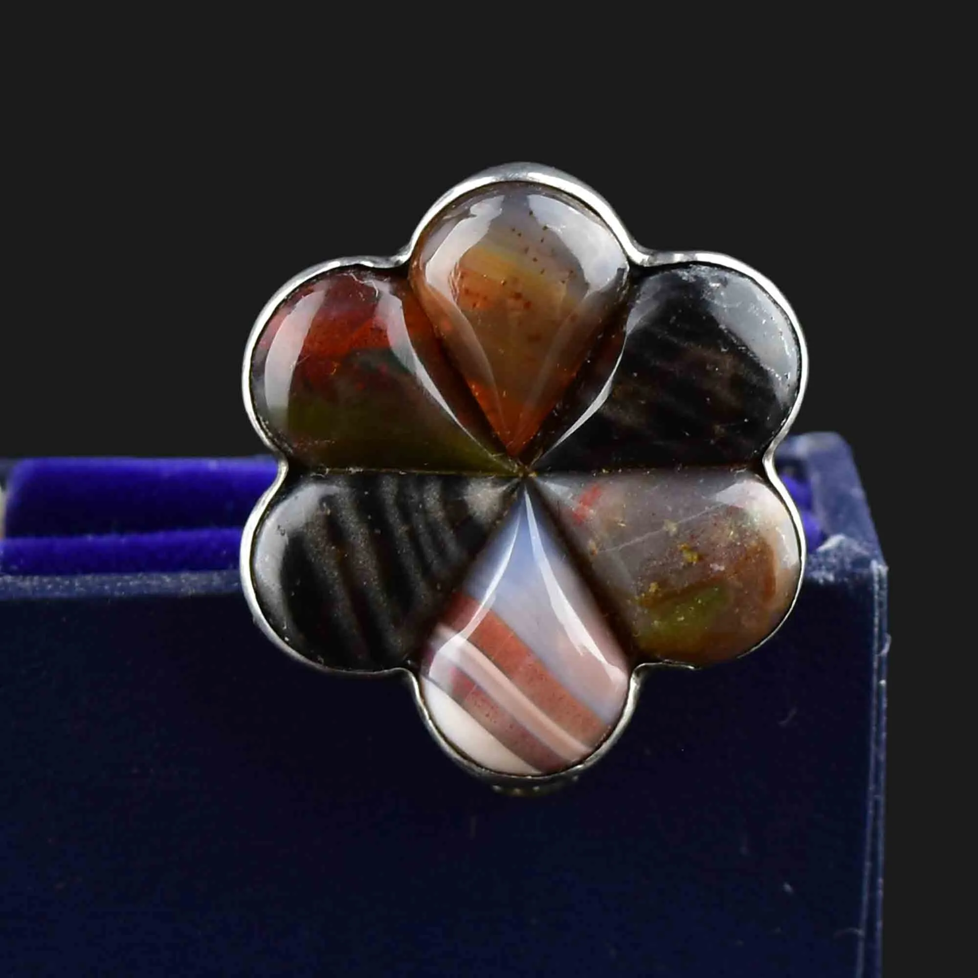 Victorian Silver Scottish Banded Agate Brooch